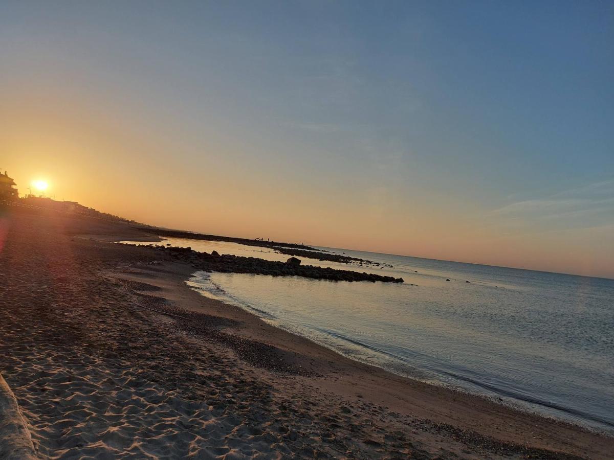 Annadia Sweet Home B&B Lido di Ostia Exterior foto